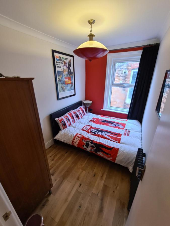 Southsea Royale James Bond 3 Bed Cool Penthouse, Seafront Parking 朴次茅斯 外观 照片