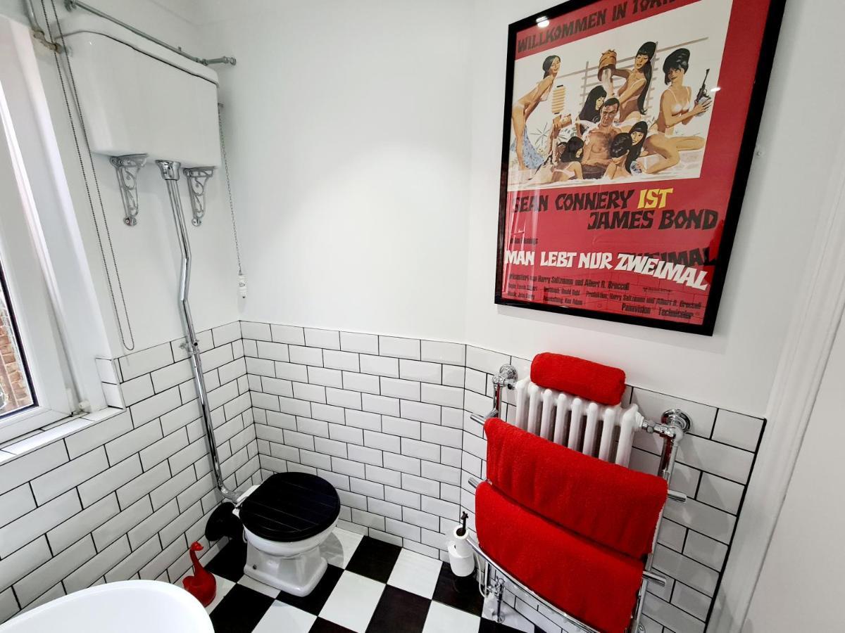Southsea Royale James Bond 3 Bed Cool Penthouse, Seafront Parking 朴次茅斯 外观 照片